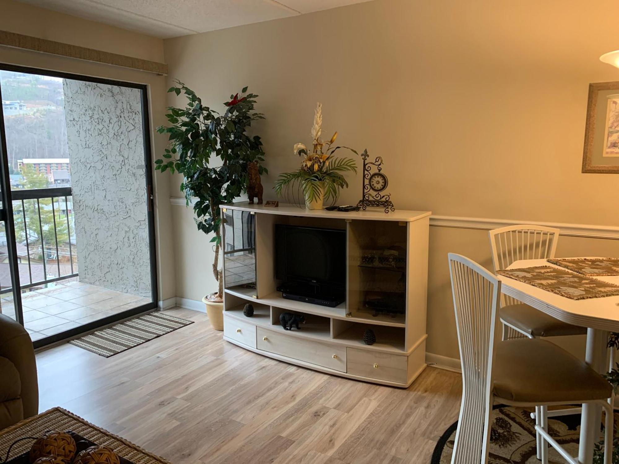 Olde Gatlinburg Rentals Room photo